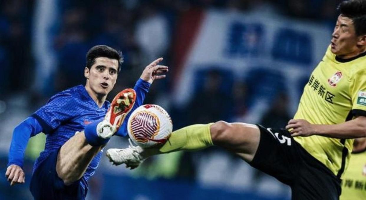 九游官网入口充值-包含上海申花训练开放日，赛后再遭质疑引欢呼，欧冠在即，球探报告显示潜力的词条